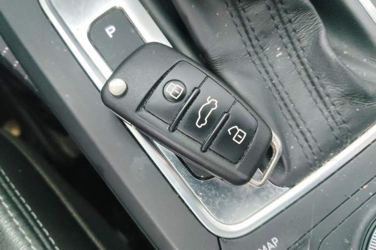 Used Audi Q2L 2020 35 TFSI Fashion Dynamic Model Vehicle Key
