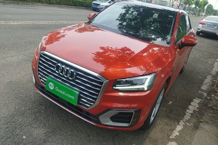 Used Audi Q2L 2020 35 TFSI Fashionable and Elegant Model Guazi used car, China used car export, Used car for sale, Used Audi cars, Cheapest cars for sale