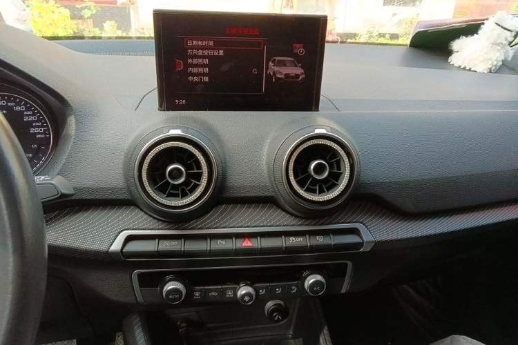 Used Audi Q2L 2020 35 TFSI Fashion Dynamic Model Audio And AC Panel