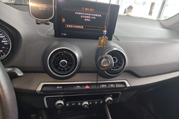 Used Audi Q2L 2020 35 TFSI Fashionable and Elegant Model Audio And AC Panel