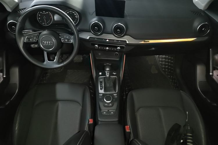 Used Audi Q2L 2020 35 TFSI Fashion Dynamic Model Center Console