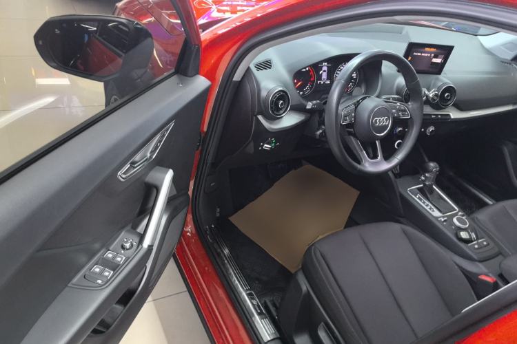 Used Audi Q2L 2020 35 TFSI Ambition Dynamic Edition Driver Seat
