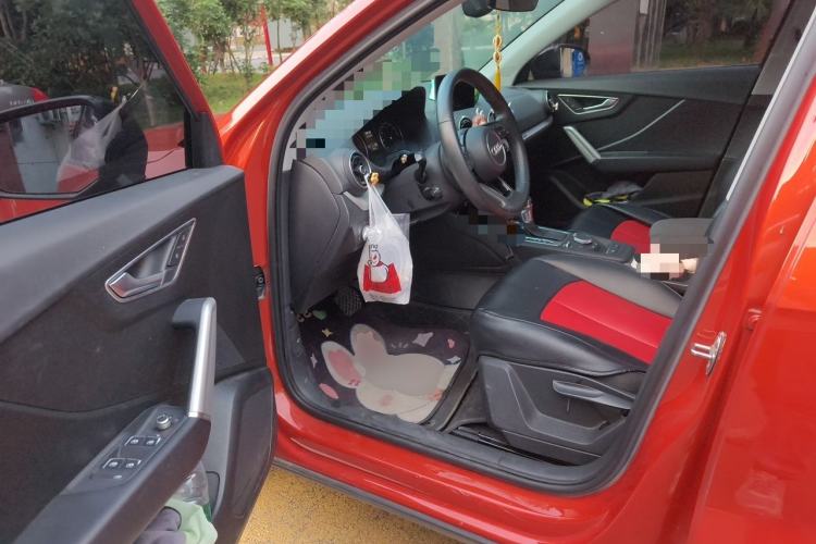 Used Audi Q2L 2020 35 TFSI Ambition Dynamic Edition Driver Seat