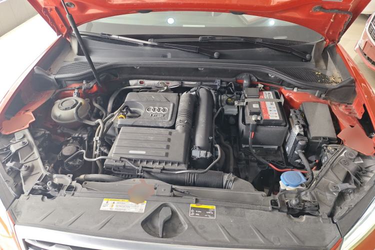 Used Audi Q2L 2020 35 TFSI Fashionable and Elegant Model Engine Bay