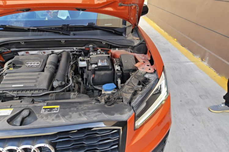 Used Audi Q2L 2020 35 TFSI Fashion Dynamic Model Engine Bay Left