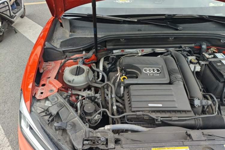 Used Audi Q2L 2020 35 TFSI Ambition Dynamic Edition Engine Bay Right