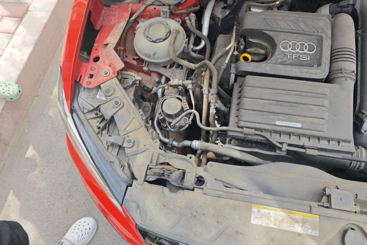 Used Audi Q2L 2020 35 TFSI Ambition Dynamic Edition Engine Bay Right