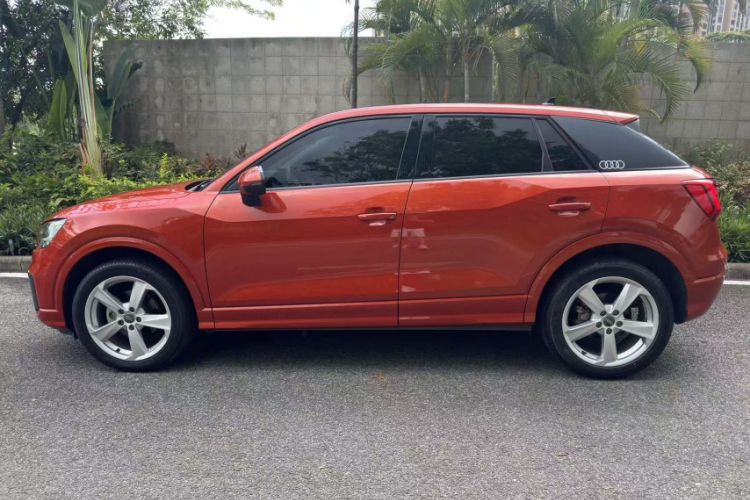 Used Audi Q2L 2020 35 TFSI Fashionable and Elegant Model Exterior 2
