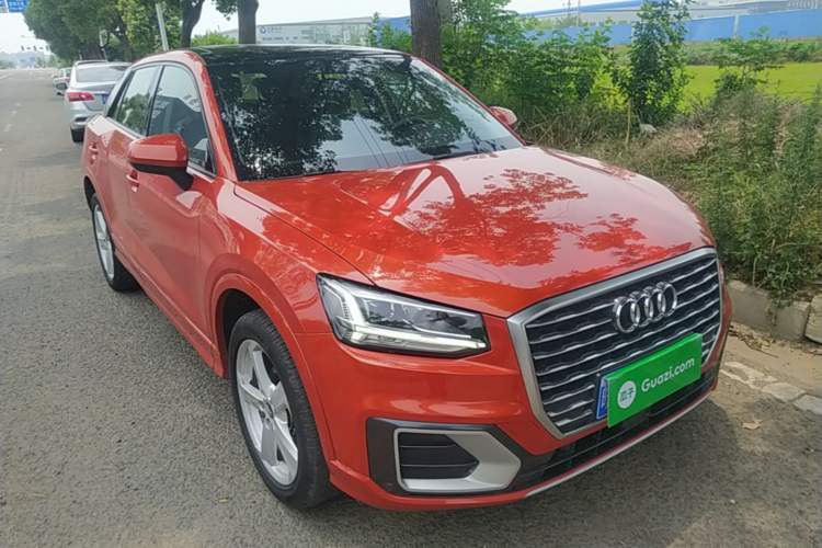 Used Audi Q2L 2020 35 TFSI Fashionable and Elegant Model Front Right 45 Deg