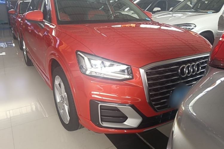 Used Audi Q2L 2020 35 TFSI Fashionable and Elegant Model Front Right 45 Deg