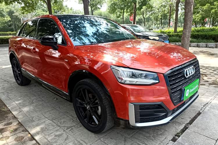 Used Audi Q2L 2020 35 TFSI Ambition Dynamic Edition Front Right 45 Deg