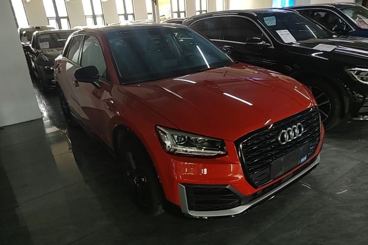 Used Audi Q2L 2020 35 TFSI Fashion Dynamic Model Front Right 45 Deg