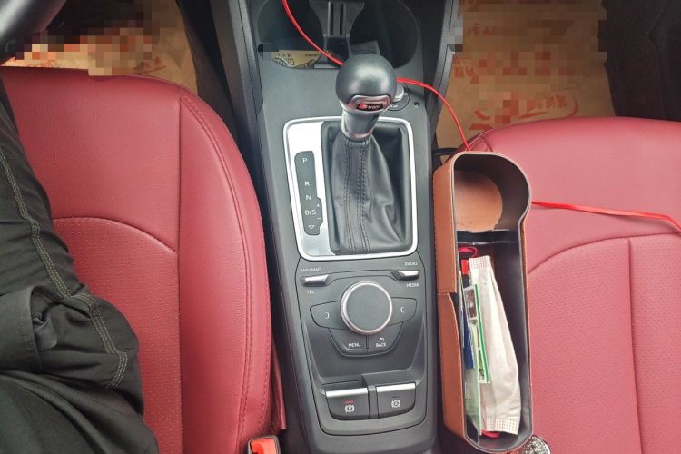 Used Audi Q2L 2020 35 TFSI Ambition Dynamic Edition Gear Lever