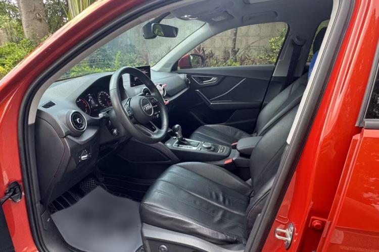 Used Audi Q2L 2020 35 TFSI Fashionable and Elegant Model Interior 2