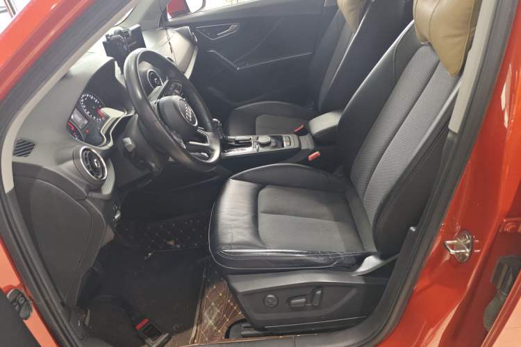 Used Audi Q2L 2020 35 TFSI Fashionable and Elegant Model Left Front Seat