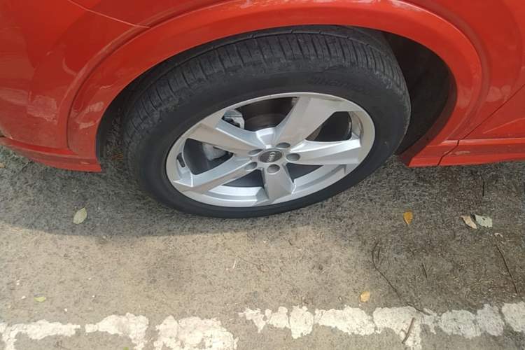 Used Audi Q2L 2020 35 TFSI Fashionable and Elegant Model Left Front Wheel Hub