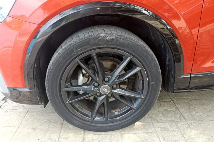 Used Audi Q2L 2020 35 TFSI Ambition Dynamic Edition Left Front Wheel Hub