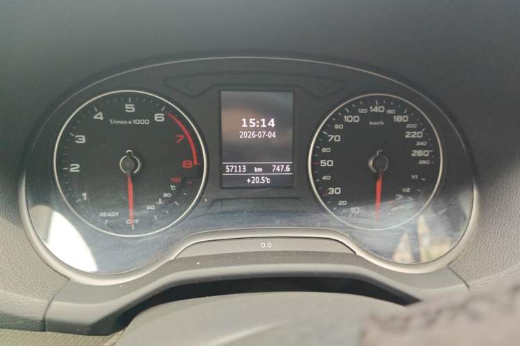 Used Audi Q2L 2020 35 TFSI Ambition Dynamic Edition Odometer Close Up