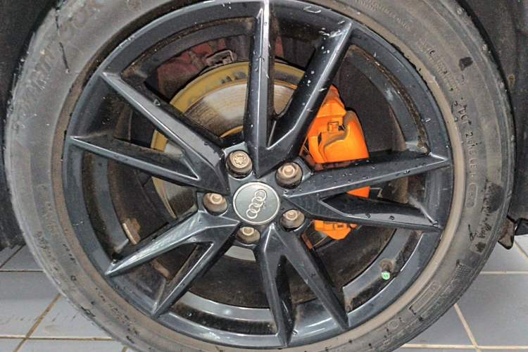 Used Audi Q2L 2020 35 TFSI Ambition Dynamic Edition Right Front Wheel Hub
