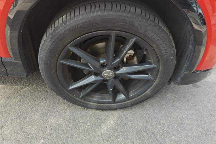 Used Audi Q2L 2020 35 TFSI Ambition Dynamic Edition Right Front Wheel Hub