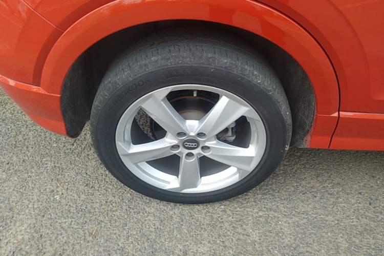 Used Audi Q2L 2020 35 TFSI Fashionable and Elegant Model Right Rear Wheel Hub