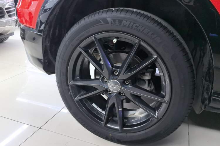 Used Audi Q2L 2020 35 TFSI Ambition Dynamic Edition Right Rear Wheel Hub