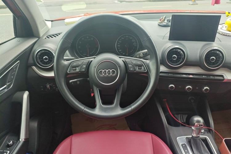 Used Audi Q2L 2020 35 TFSI Ambition Dynamic Edition Steering Wheel