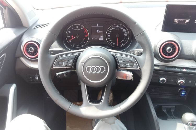 Used Audi Q2L 2020 35 TFSI Ambition Dynamic Edition Steering Wheel