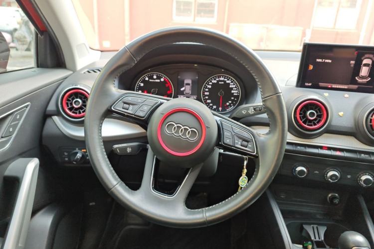 Used Audi Q2L 2020 35 TFSI Ambition Dynamic Edition Steering Wheel
