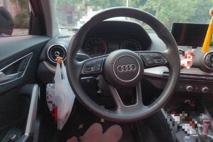 Used Audi Q2L 2020 35 TFSI Ambition Dynamic Edition Steering Wheel