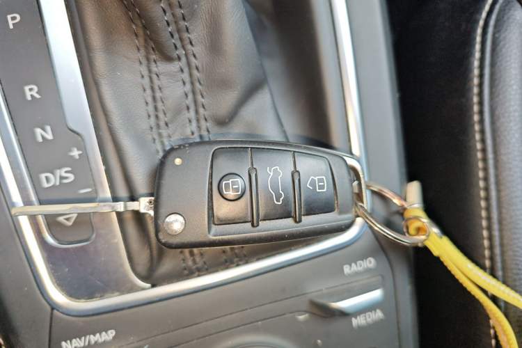 Used Audi Q2L 2020 35 TFSI Ambition Dynamic Edition Vehicle Key