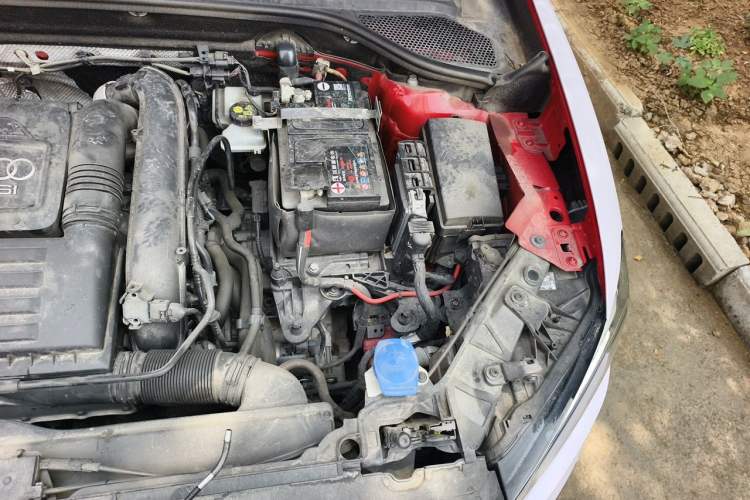 Used Audi Q2L 2020 35 TFSI Ambition Dynamic Edition Engine Bay Left