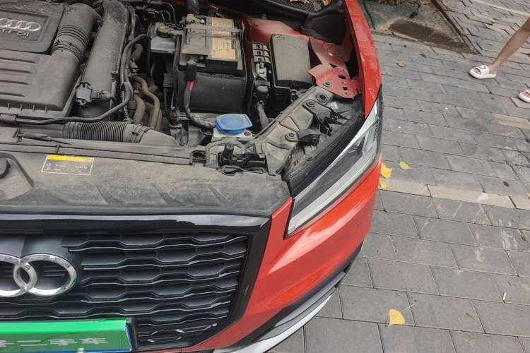 Used Audi Q2L 2020 35 TFSI Fashion Dynamic Model Engine Bay Left