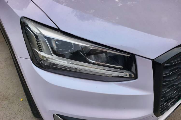 Used Audi Q2L 2020 35 TFSI Ambition Dynamic Edition Right Front Headlight