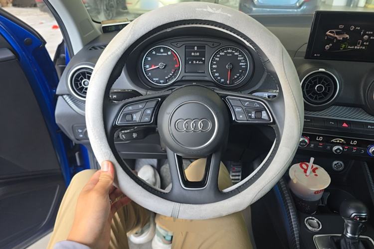 Used Audi Q2L 2020 35 TFSI Fashion Dynamic Model Steering Wheel