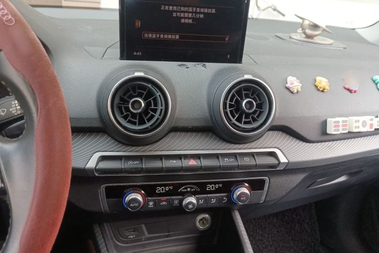 Used Audi Q2L 2020 35 TFSI Fashionable and Elegant Model Audio And AC Panel