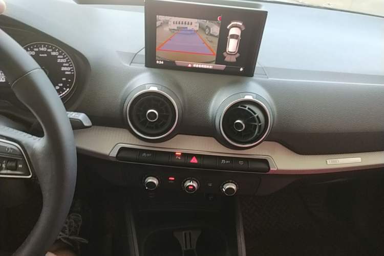 Used Audi Q2L 2020 35 TFSI Ambition Dynamic Edition Audio And AC Panel