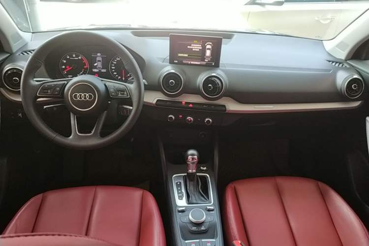 Used Audi Q2L 2020 35 TFSI Ambition Dynamic Edition Center Console