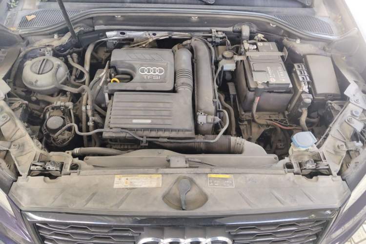 Used Audi Q2L 2020 35 TFSI Fashion Dynamic Model Engine Bay