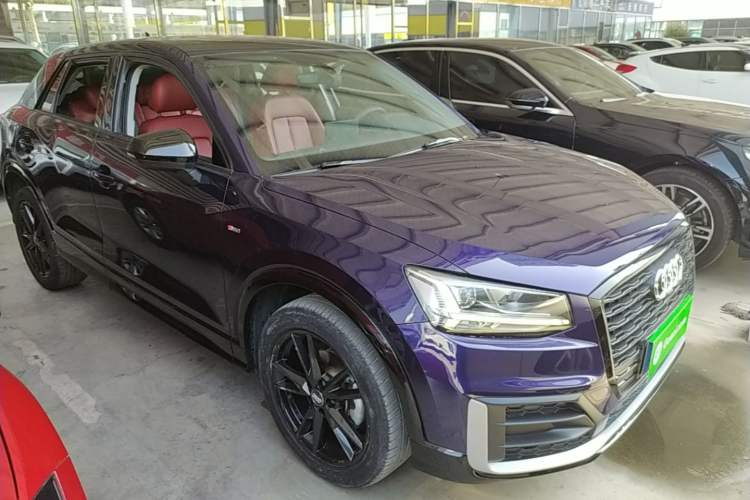 Used Audi Q2L 2020 35 TFSI Ambition Dynamic Edition Front Right 45 Deg