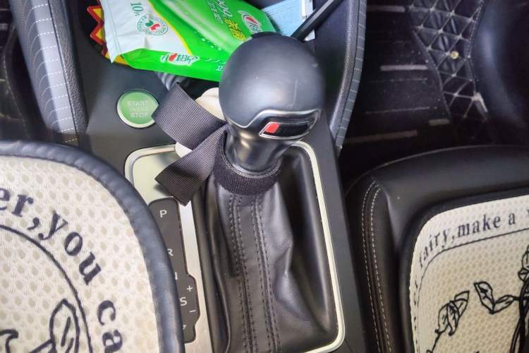 Used Audi Q2L 2020 35 TFSI Fashion Dynamic Model Gear Lever