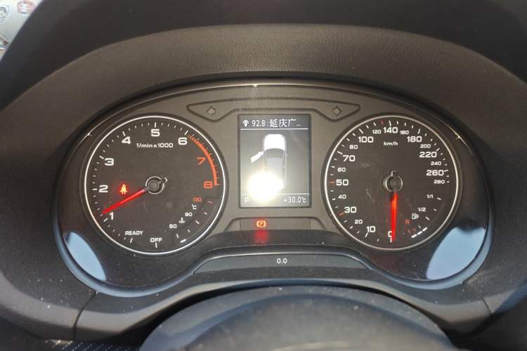 Used Audi Q2L 2020 35 TFSI Fashionable and Elegant Model Instrument Cluster