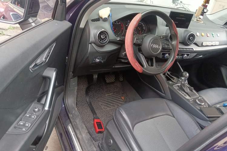 Used Audi Q2L 2020 35 TFSI Fashionable and Elegant Model Interior 3