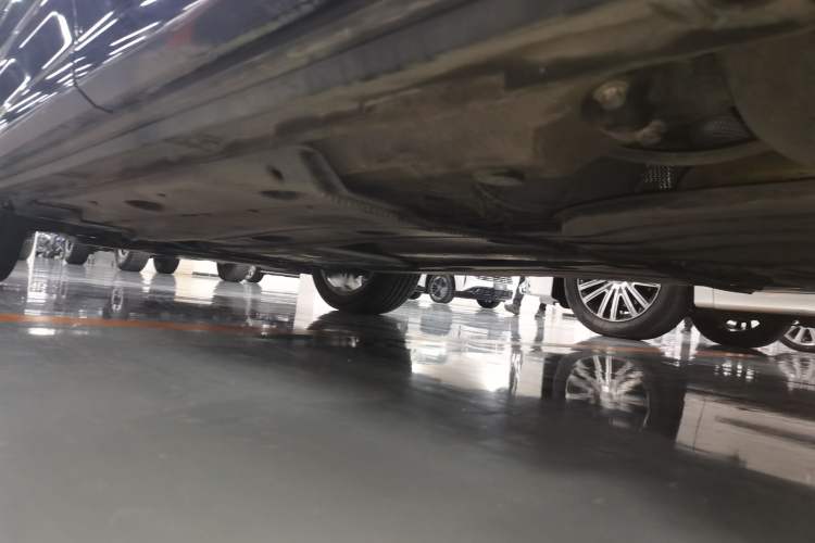 Used Audi Q2L 2020 35 TFSI Fashionable and Elegant Model Left Side Sill
