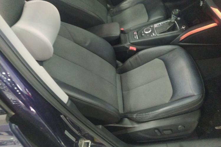 Used Audi Q2L 2020 35 TFSI Fashionable and Elegant Model Right Front Seat