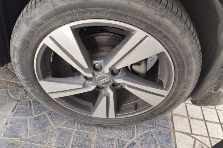 Used Audi Q2L 2020 35 TFSI Fashion Dynamic Model Right Front Wheel Hub