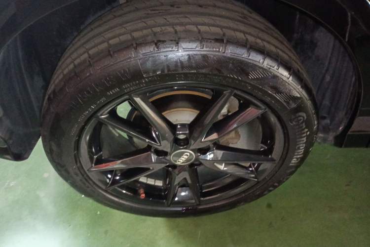 Used Audi Q2L 2020 35 TFSI Ambition Dynamic Edition Right Rear Wheel Hub