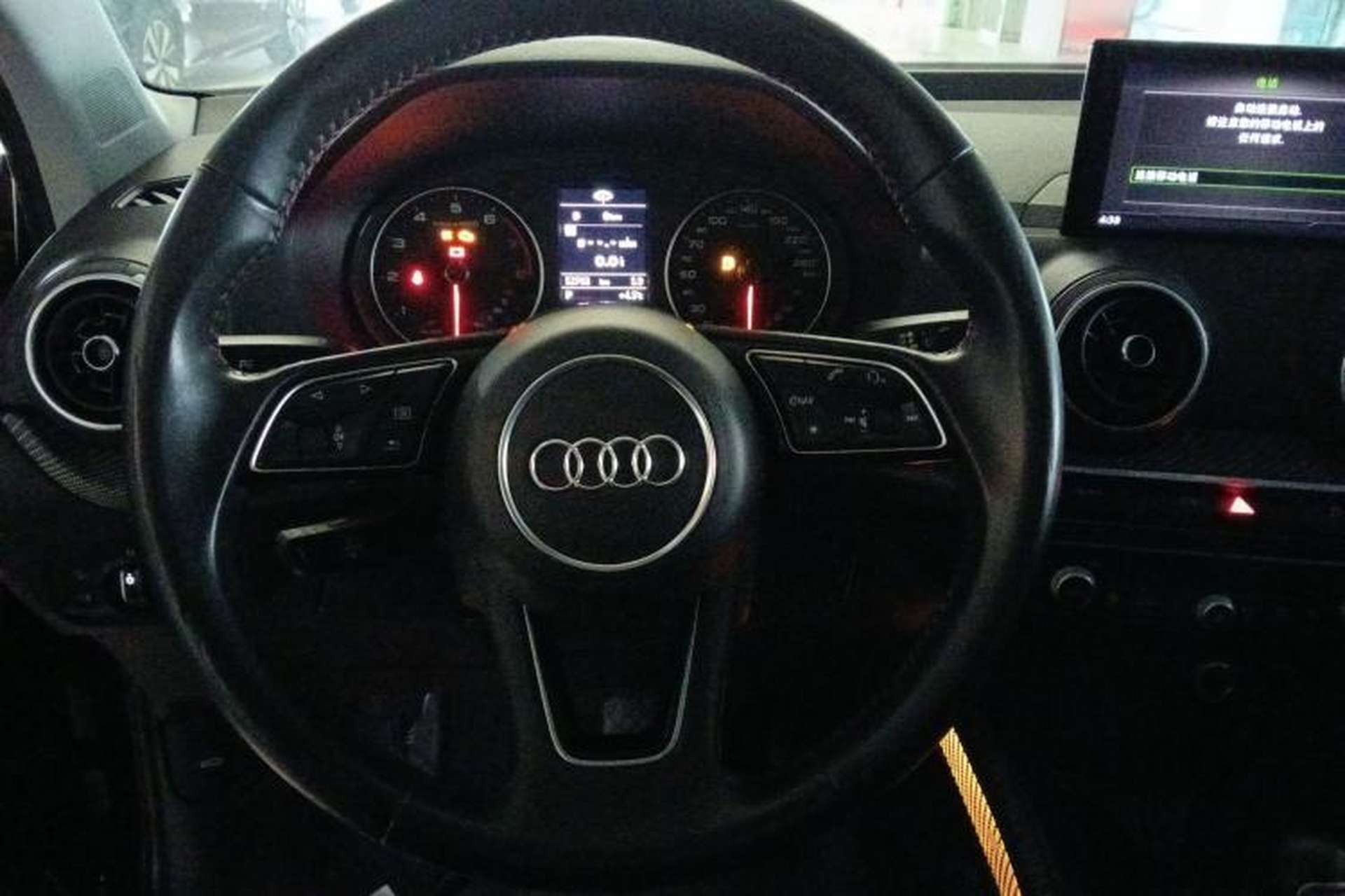 Used Audi Q2L 2020 35 TFSI Fashionable and Elegant Model Steering Wheel