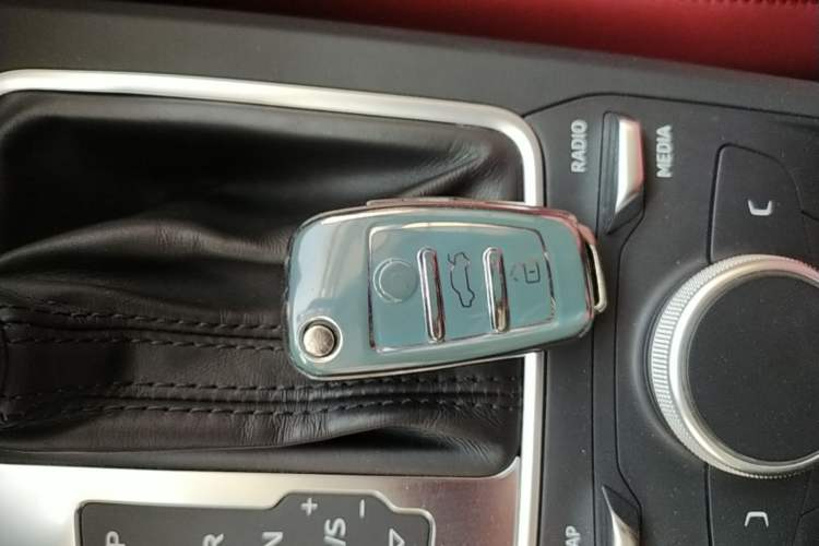Used Audi Q2L 2020 35 TFSI Ambition Dynamic Edition Vehicle Key