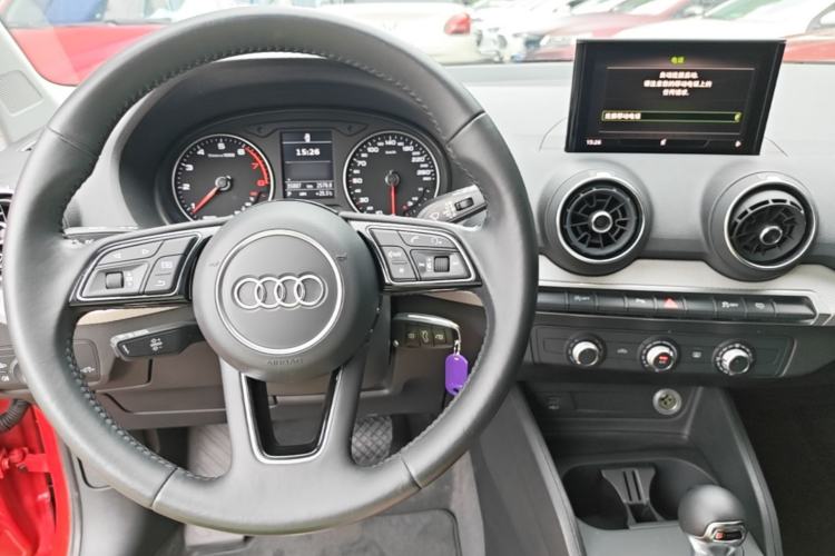 Used Audi Q2L 2020 35 TFSI Ambition Dynamic Edition Center Console